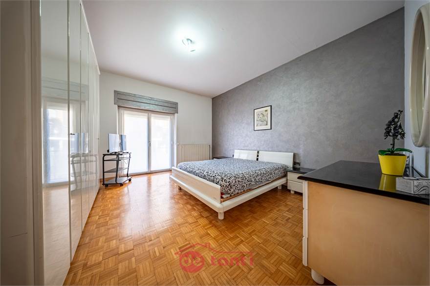 PRIMA CAMERA DA LETTO