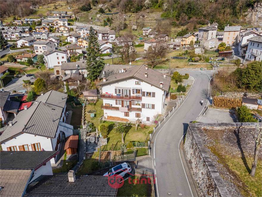 ESTERNO