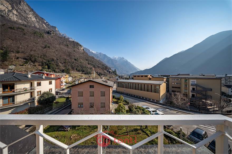 TERZO BALCONE