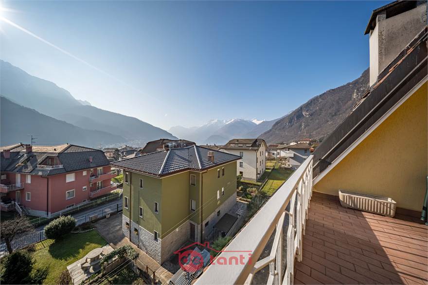 TERZO BALCONE
