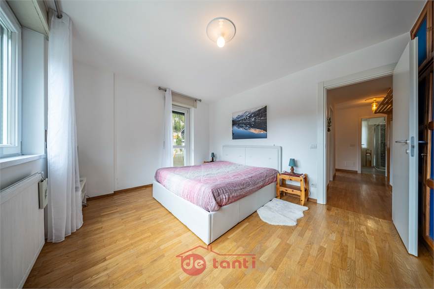 CAMERA 2