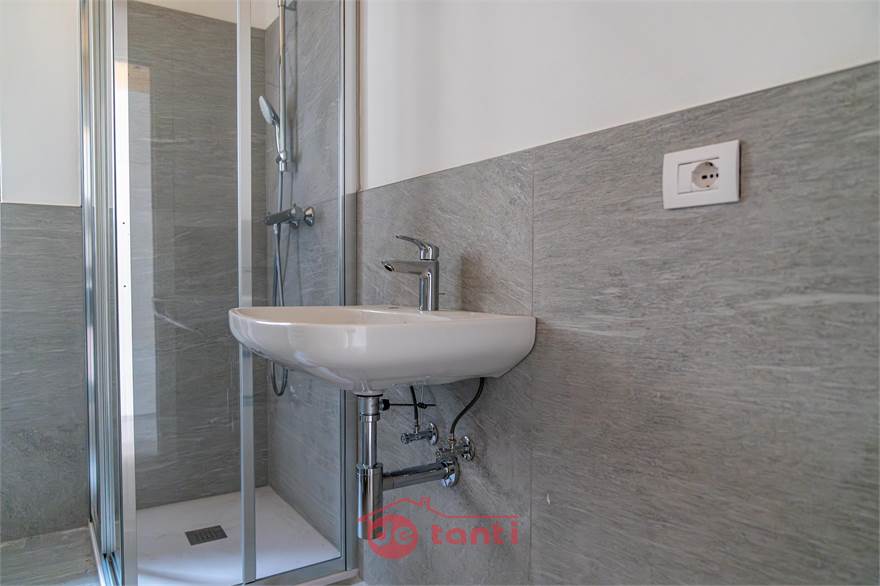 DETTAGLIO BAGNO