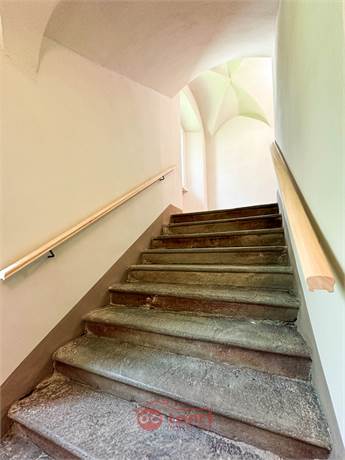 DETTAGLIO SCALA INGRESSO