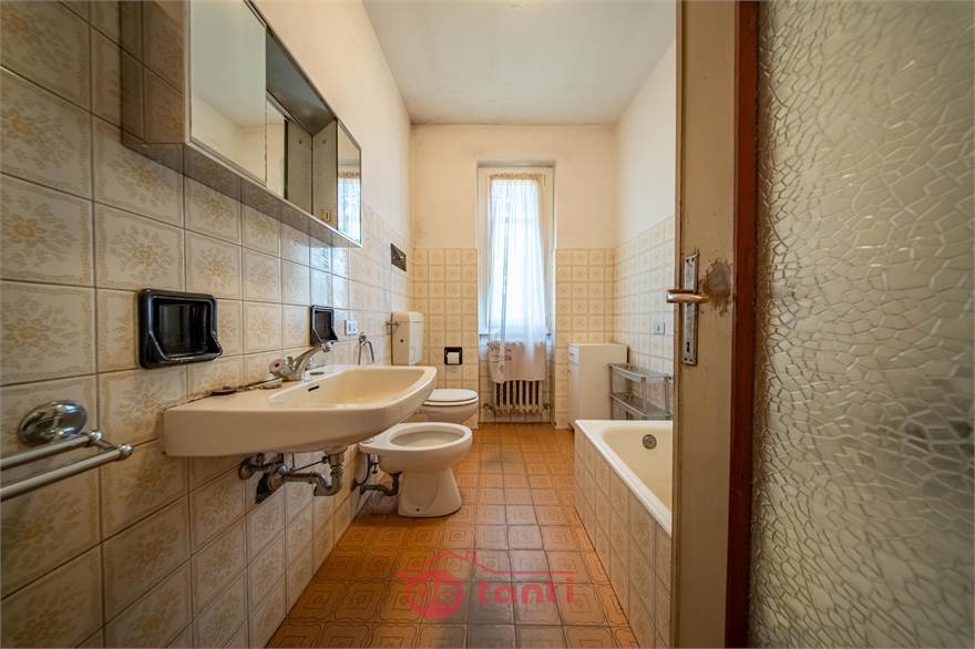 BAGNO 1