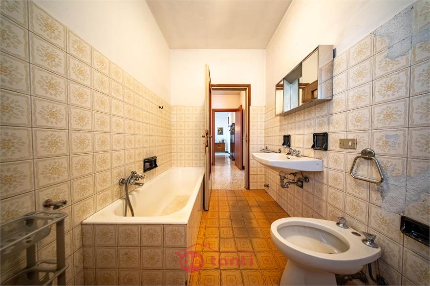 BAGNO 1