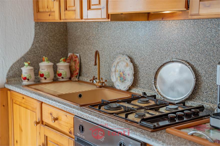 DETTAGLIO CUCINA