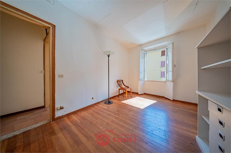 CAMERA 1