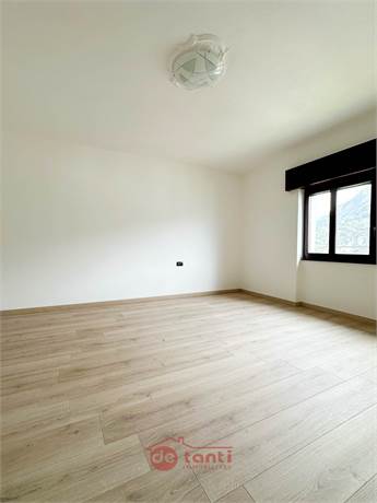 SECONDA CAMERA