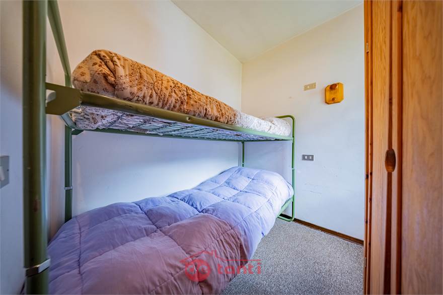 CAMERA 1