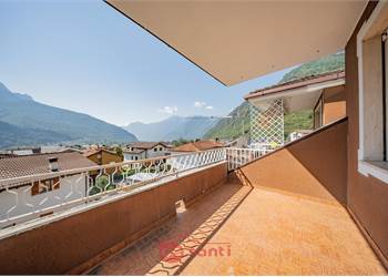 TERRAZZI CON VISTA A CHIAVENNA
