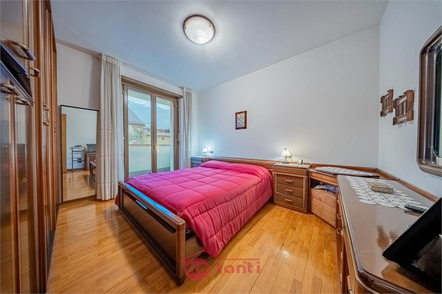 CAMERA 1