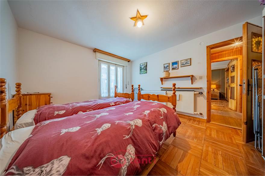 CAMERA 2