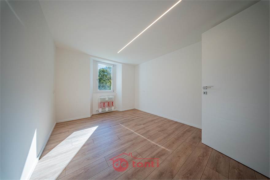 INTERNO - CAMERA 