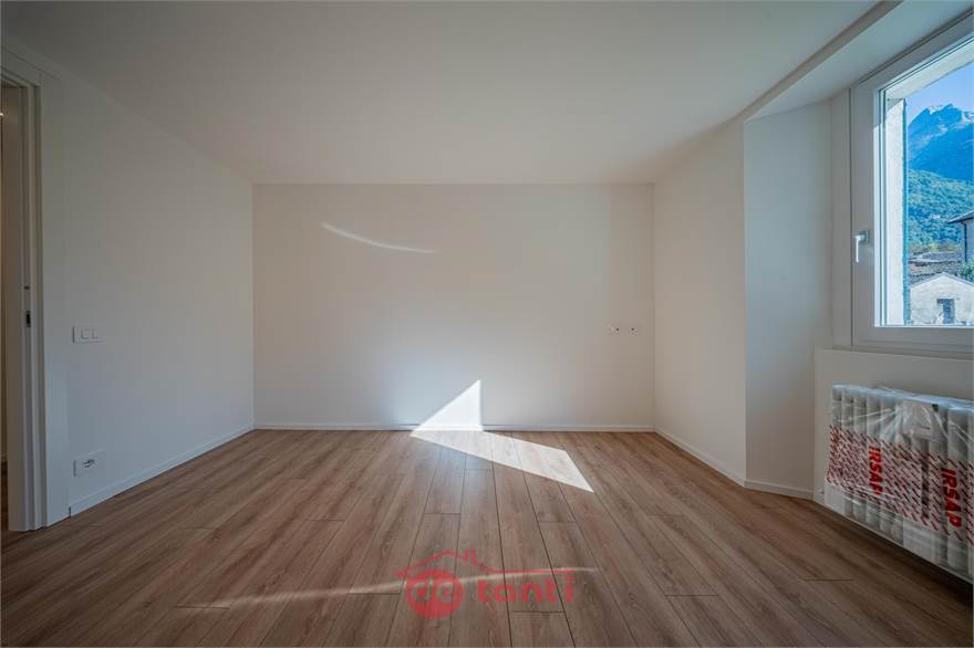 INTERNO - CAMERA 