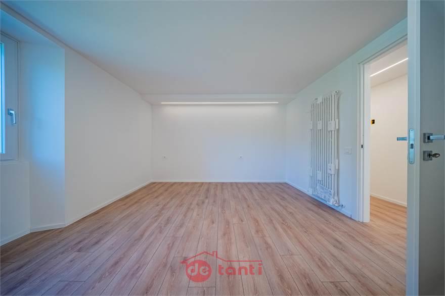 INTERNO - CAMERA 
