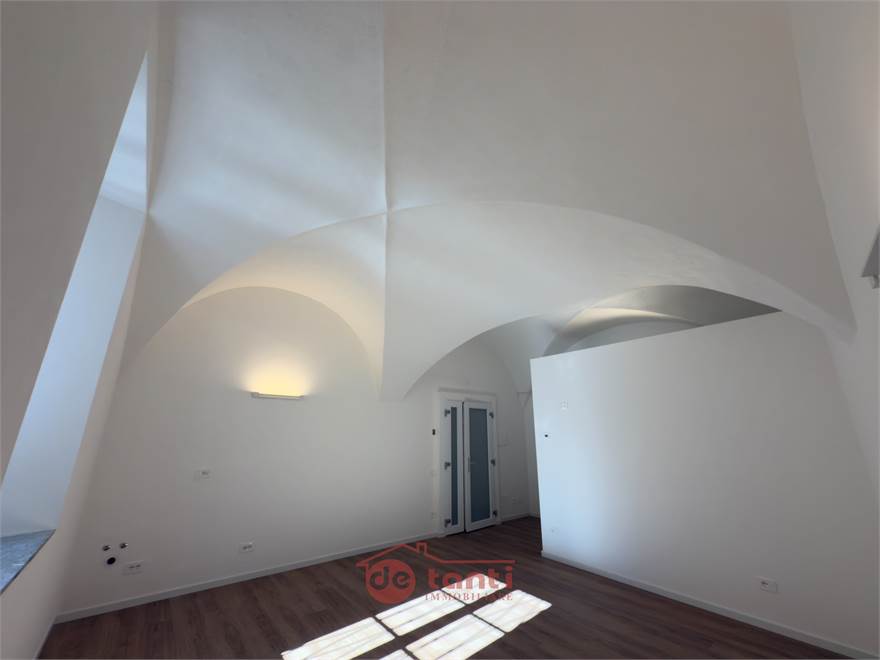 LOCALE INTERNO