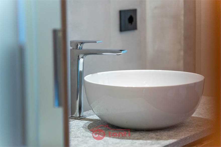BAGNO 1