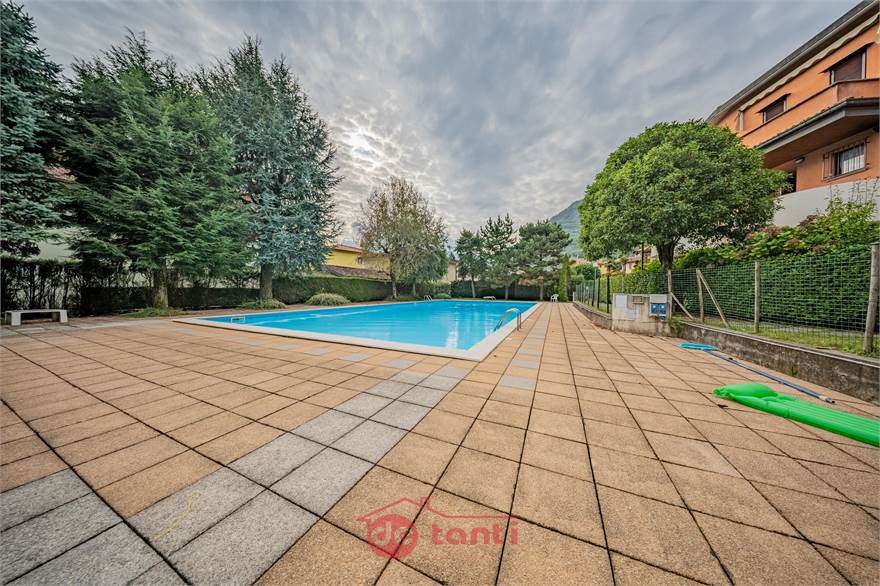 PISCINA CONDOMINIALE