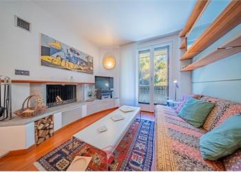 ELEGANTE TRILOCALE IN CENTRO MADESIMO 