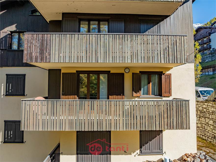 FACCIATA ESTERNA E TERRAZZO