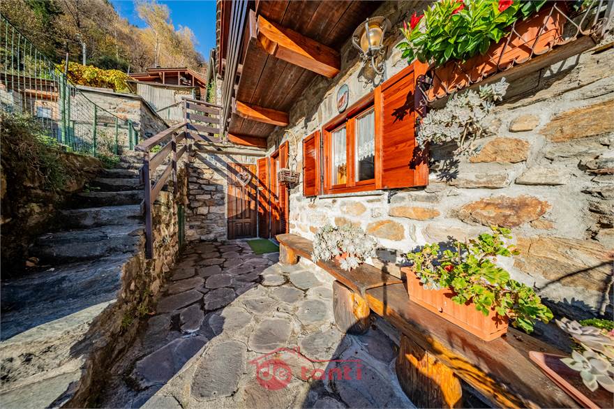 INGRESSO E TERRAZZINO