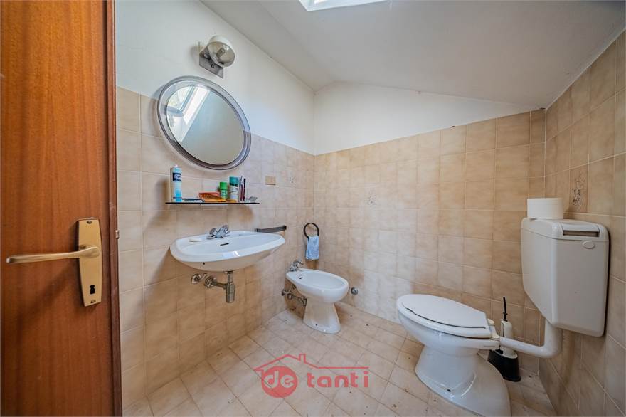 PIANO SECONDO - BAGNO 