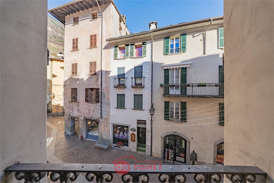 VISTA DIRETTA SU VIA PAOLO BOSSI