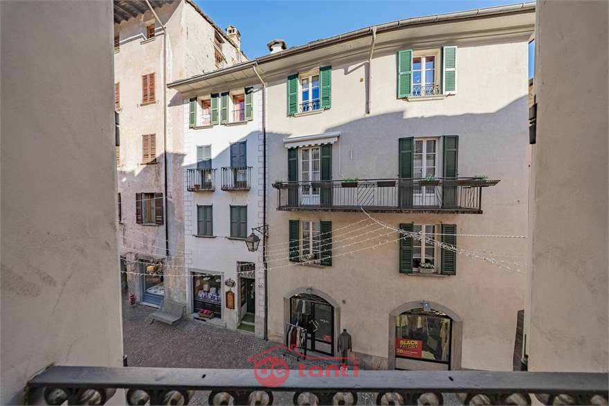 VISTA DIRETTA SU VIA PAOLO BOSSI