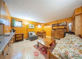 SPLENDIDO BILOCALE IN AFFITTO A MADESIMO PER LA STAGIONE INVERNALE