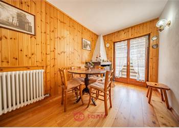 CAMPODOLCINO: PRATICO MONOLOCALE CON TERRAZZO