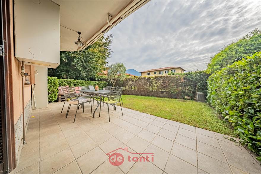 TERRAZZO E GIARDINO PRIVATO