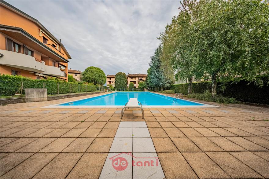 PISCINA CONDOMINIALE