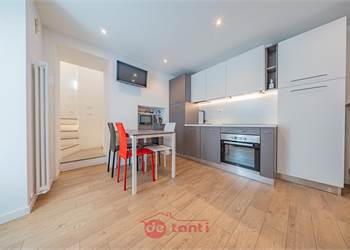 BELLO DA VIVERE. SICURO DA AFFITTARE. BILOCALE CON BOX A CHIAVENNA 