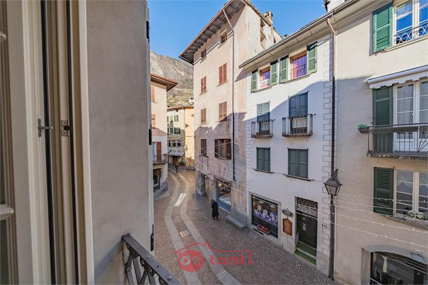 VISTA DIRETTA SU VIA PAOLO BOSSI