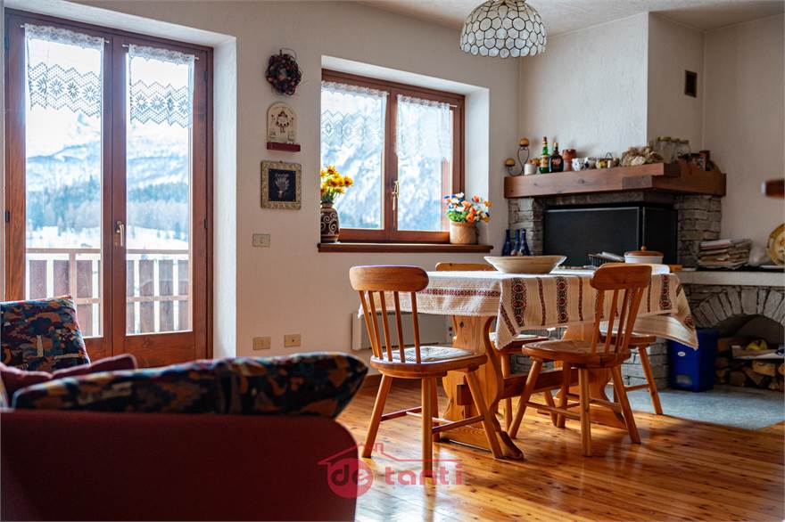 DETTAGLIO ZONA PRANZO