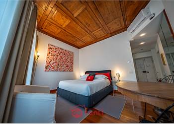 MONOLOCALE IN AFFITTO NEL CENTRO DI CHIAVENNA: A PALAZZO GIANI