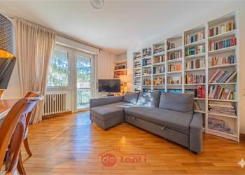 ELEGANZA, COMFORT E COMODITA' NEL CUORE DI CHIAVENNA