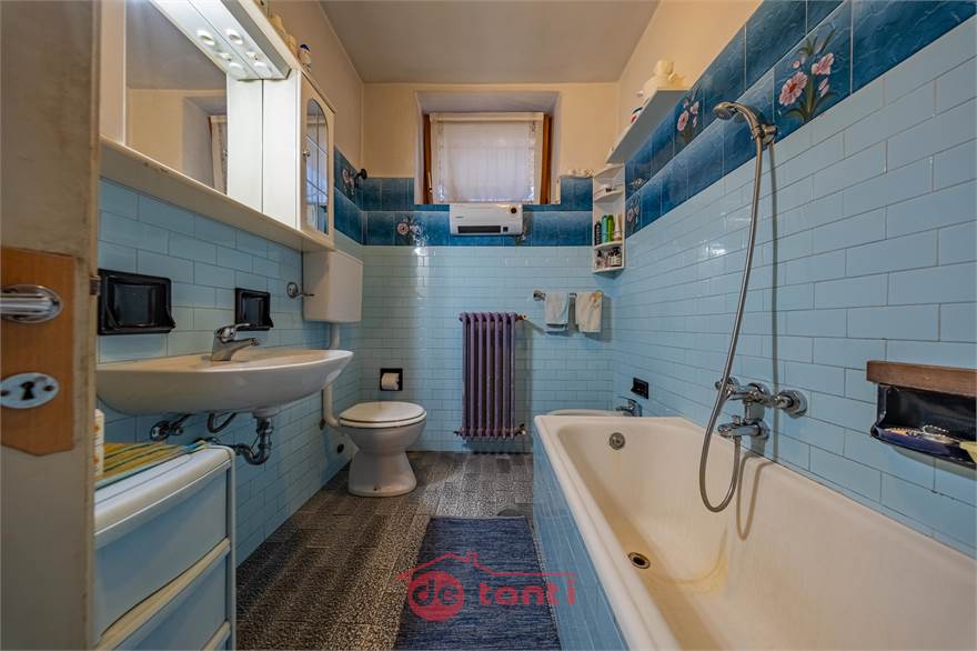 PIANO TERRA: BAGNO