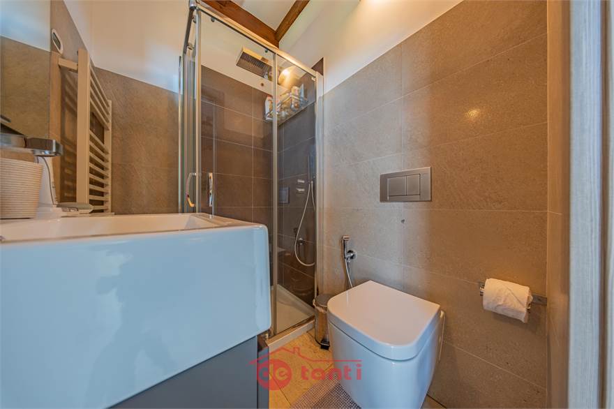 BAGNO PRIVATO CAMERA MATRIMONIALE