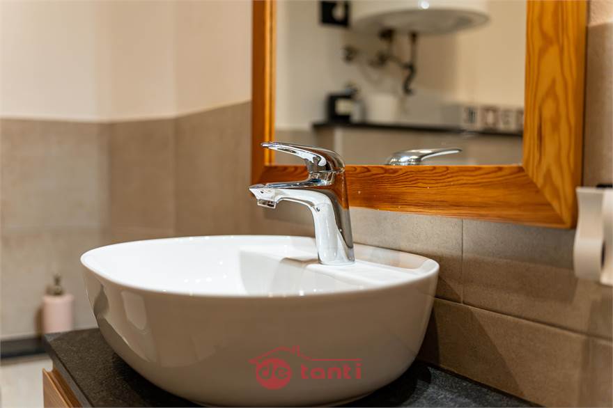 BAGNO - DETTAGLIO