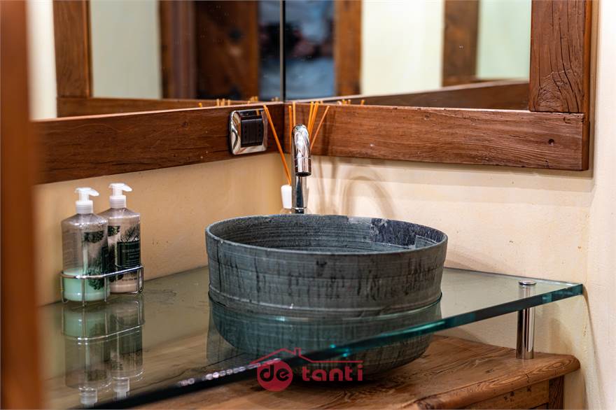 BAGNO 1 DETTAGLIO
