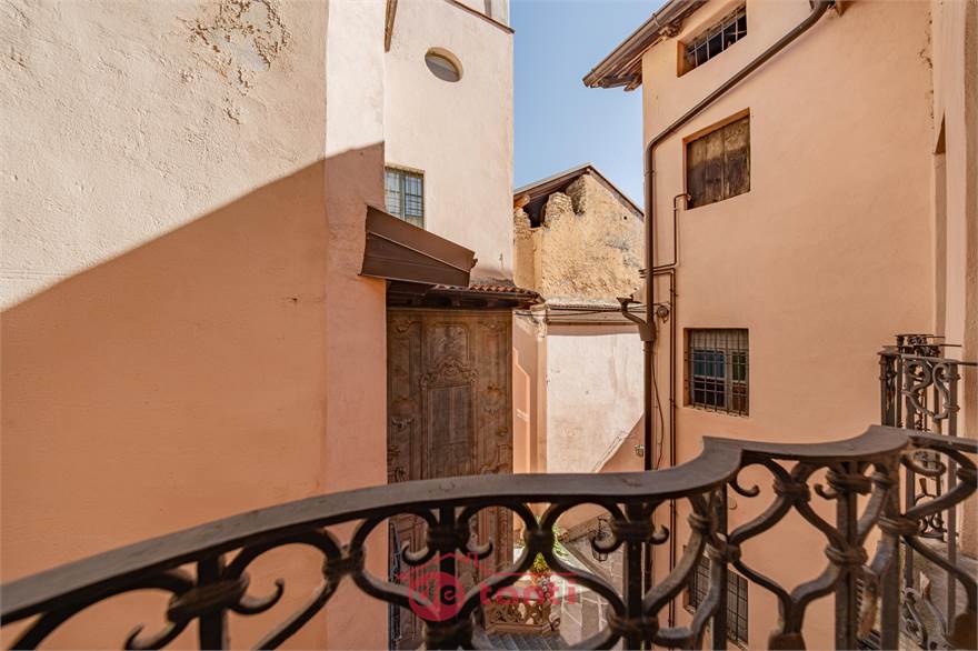 BALCONE