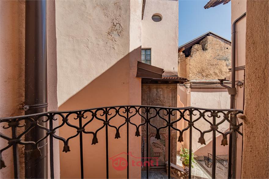 BALCONE