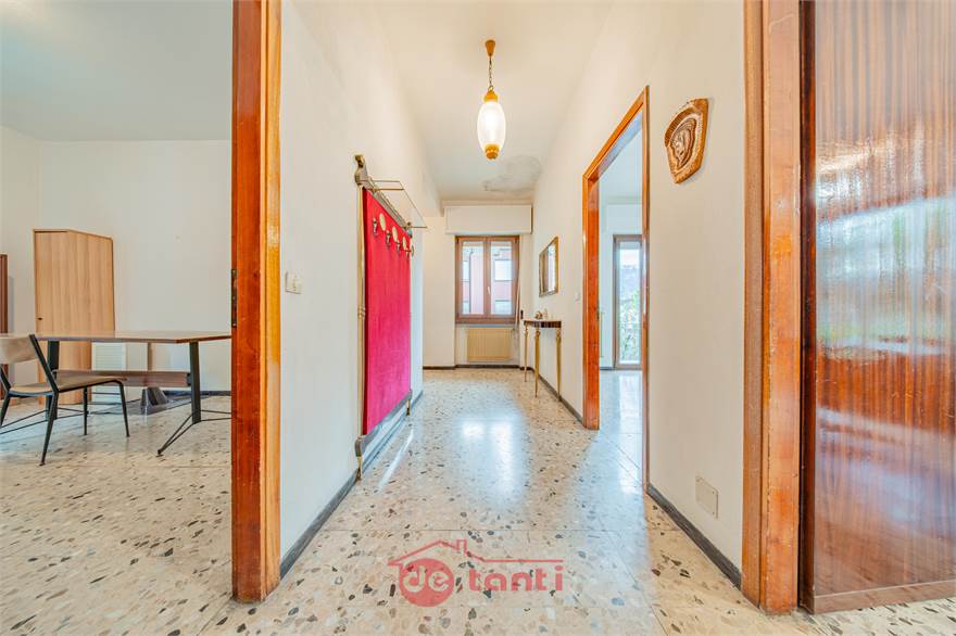 INGRESSO E DISIMPEGNO PIANO 1