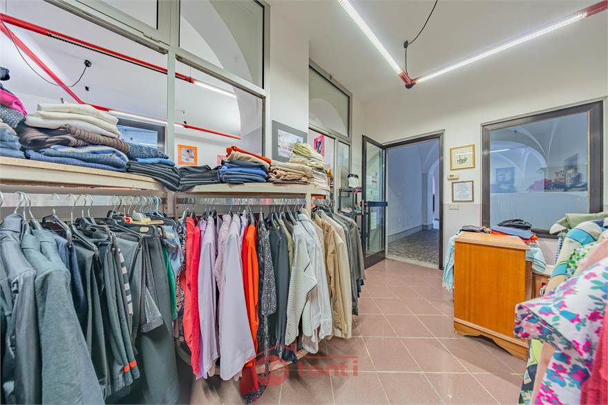 LOCALE INTERNO