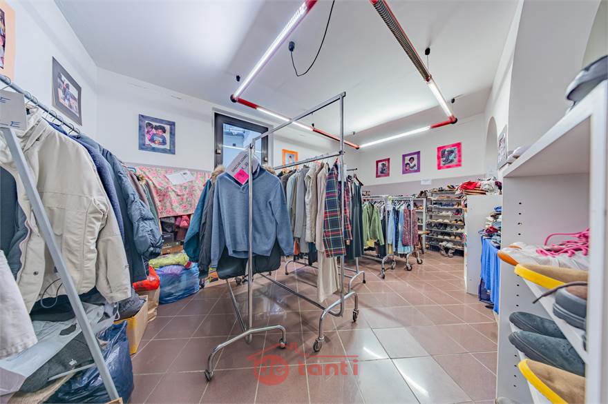 LOCALE INTERNO