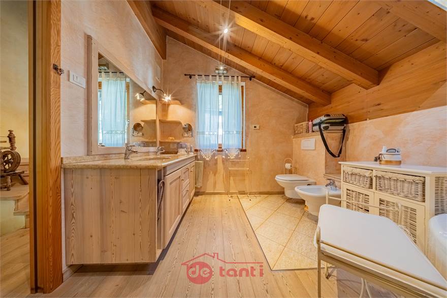 BAGNO PIANO PRIMO