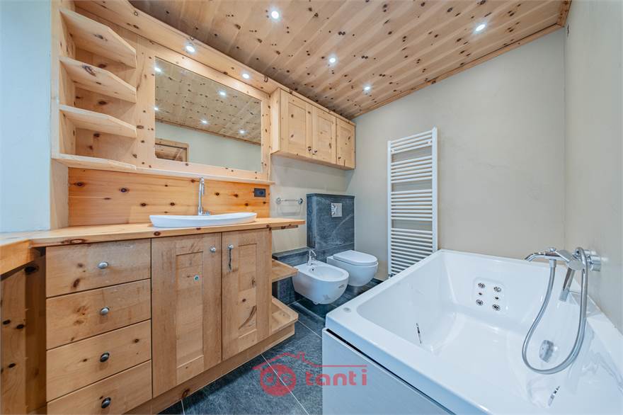 BAGNO EN SUITE - CAMERA MATRIMONIALE