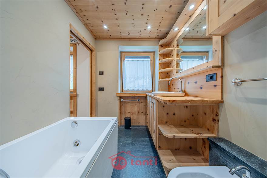 BAGNO EN SUITE - CAMERA MATRIMONIALE