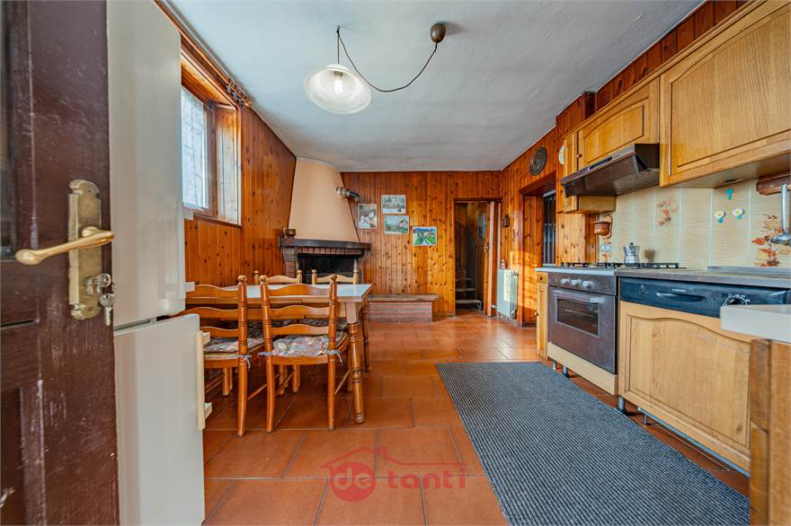 INGRESSO E CUCINA